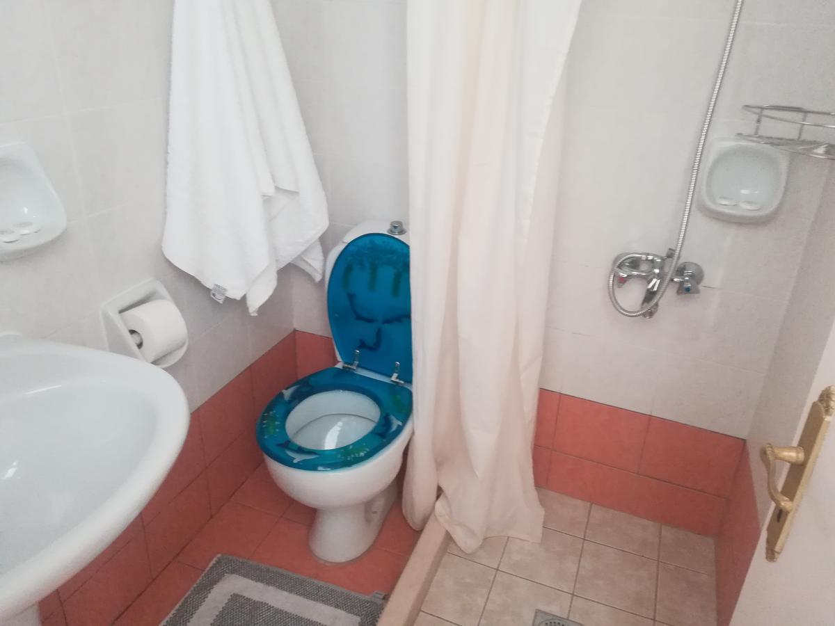 Konstantinos Apartments Agia Efimia ภายนอก รูปภาพ